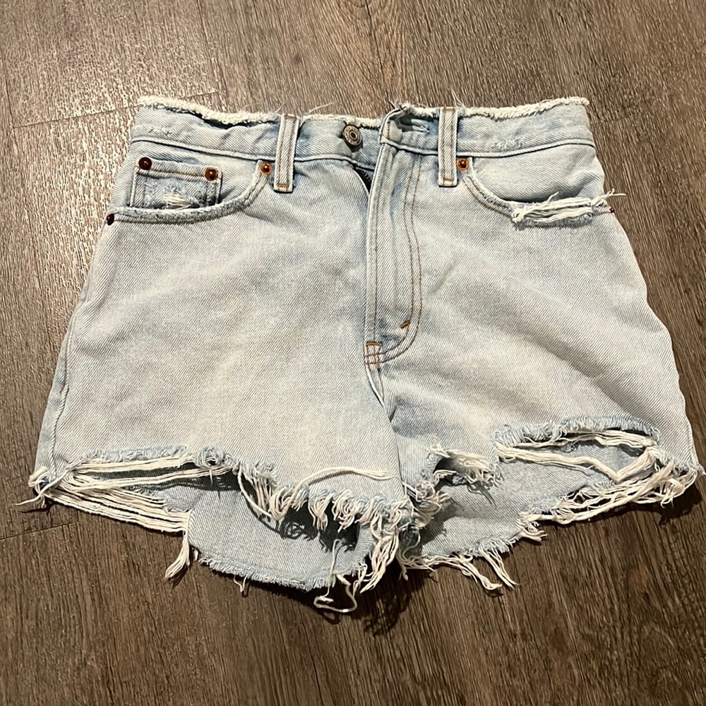 Abercrombie & Fitch